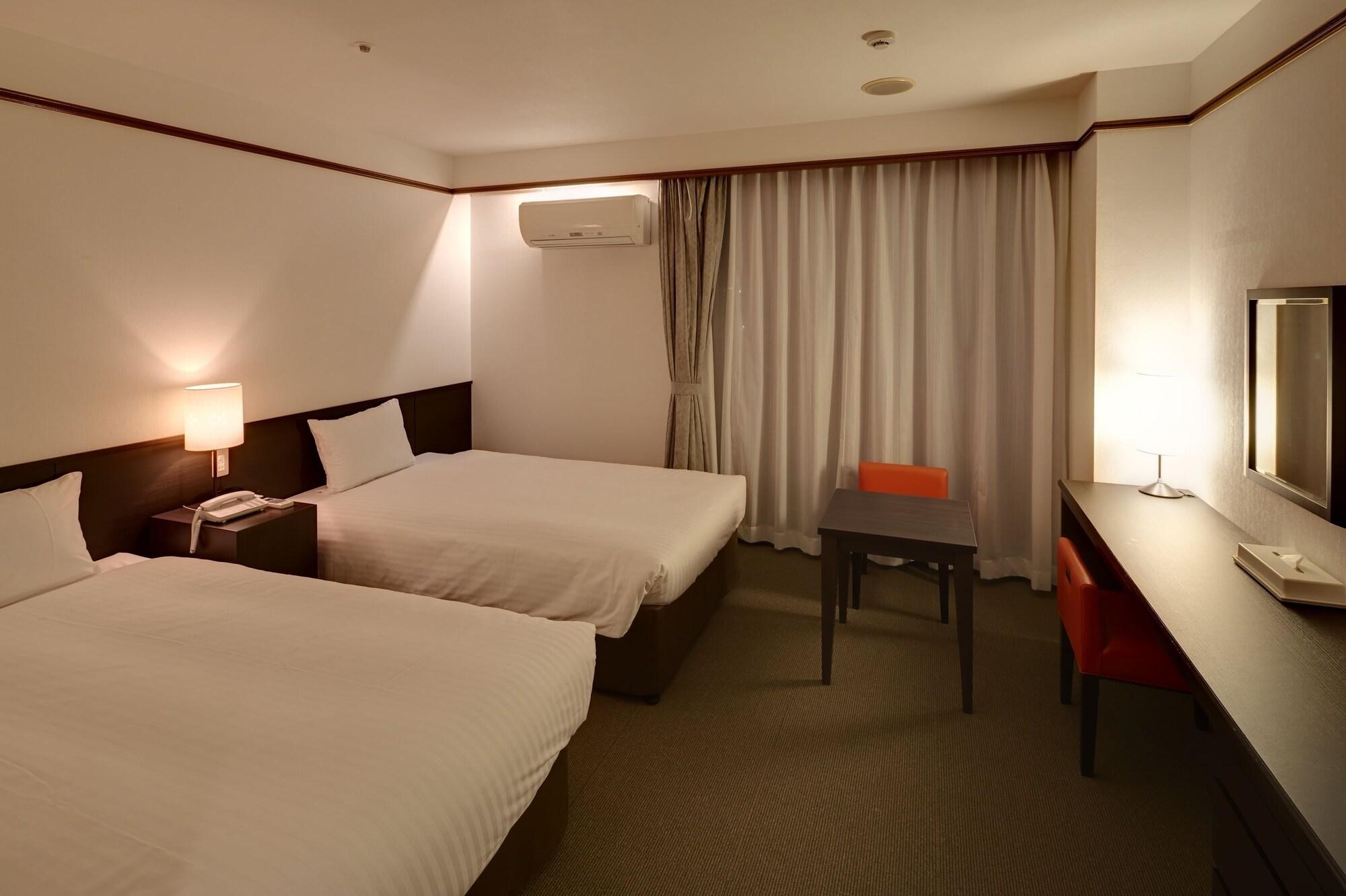 Hotel City Court Наха Екстериор снимка