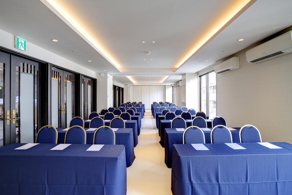 Hotel City Court Наха Екстериор снимка